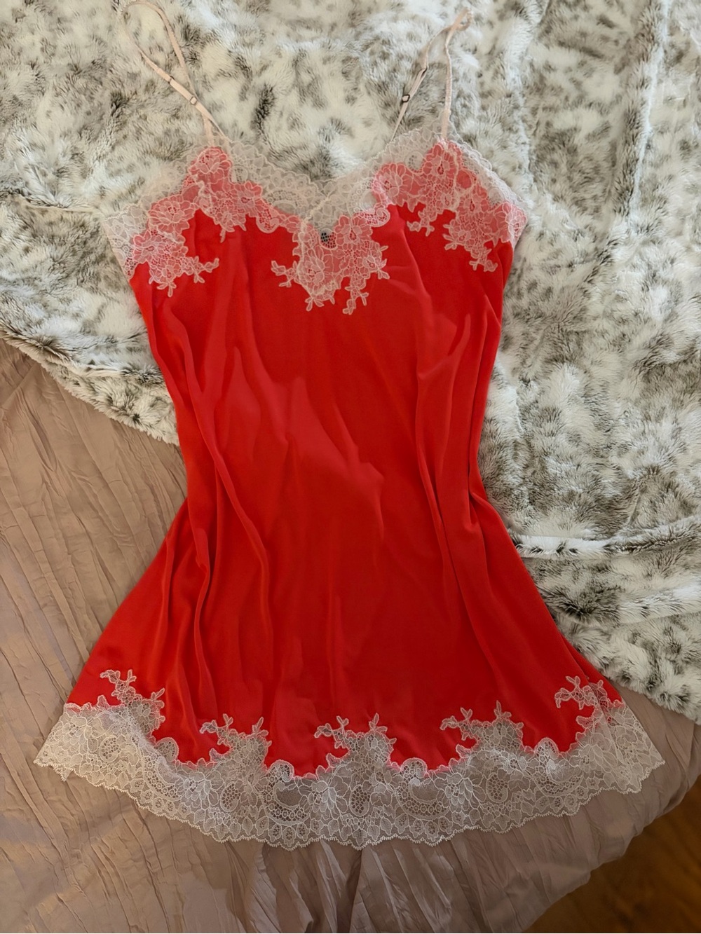 VINTAGE VIBES NATORI Coral Lace Slip Dress / Chemise (L) ✨